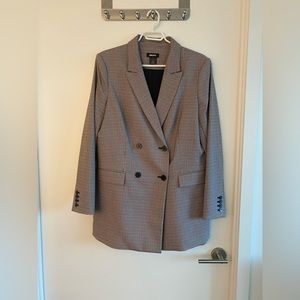 Ladies DKNY blazer. Small brown/black/white checkers
